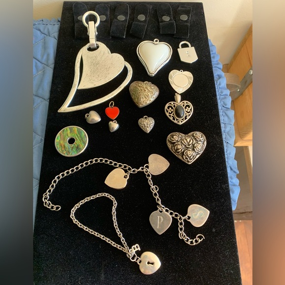 Lot of Hearts - Picture 1 of 6